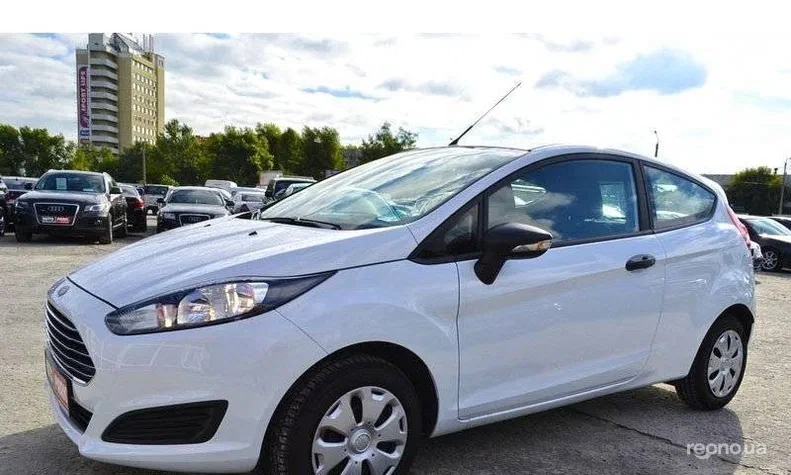 Ford Fiesta 2015 - 19