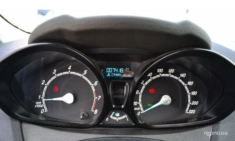 Ford Fiesta 2015 - 13