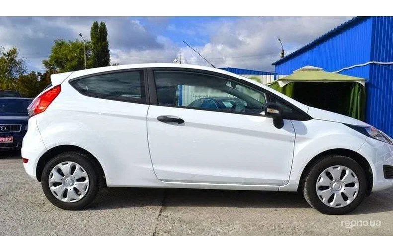 Ford Fiesta 2015 - 24