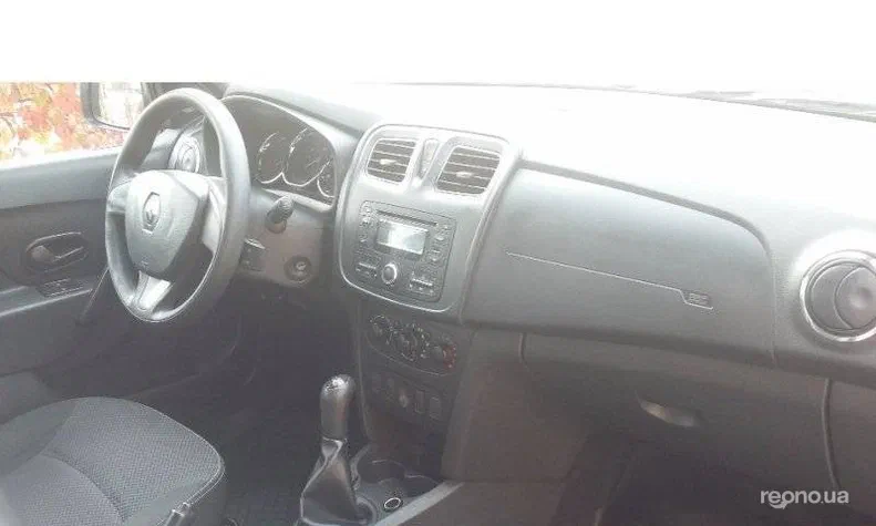 Renault Logan 2013 - 5