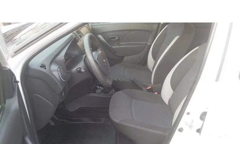 Renault Logan 2013 - 3