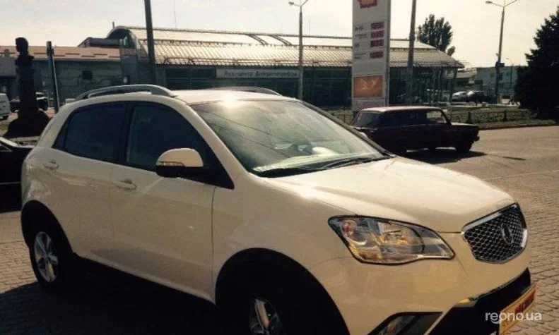 SsangYong Korando 2012 - 17