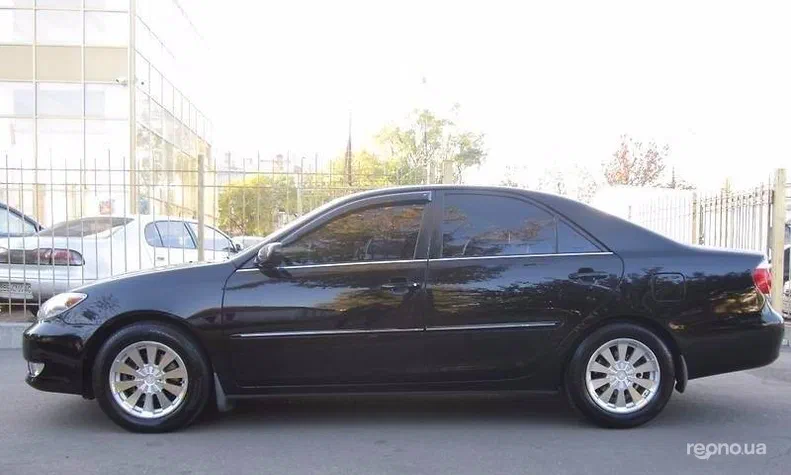Toyota Camry 2005 - 3