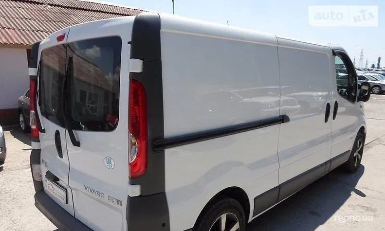 Opel Vivaro 2009 - 20