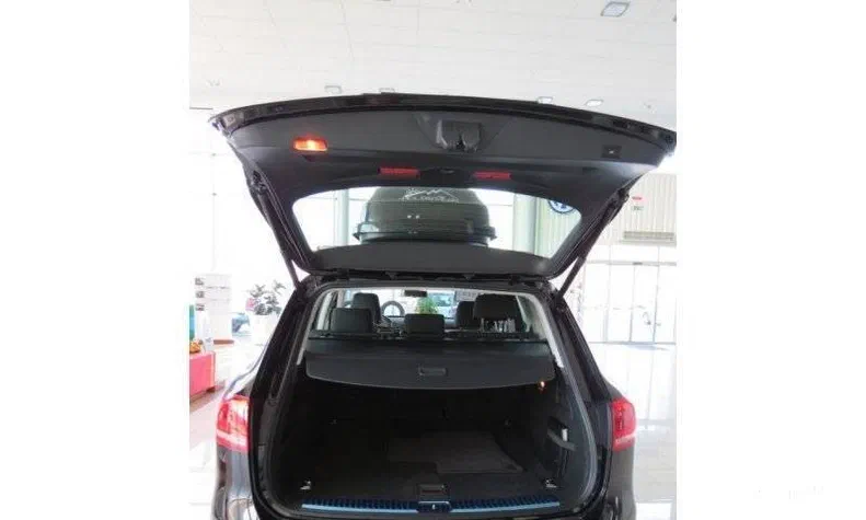 Volkswagen Touareg 2013 - 19