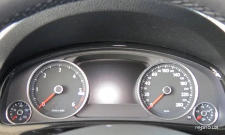 Volkswagen Touareg 2013 - 8