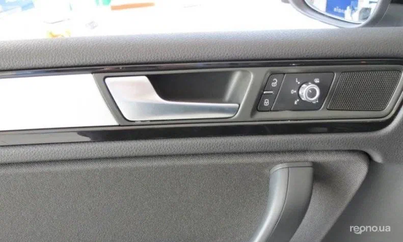 Volkswagen Touareg 2013 - 11