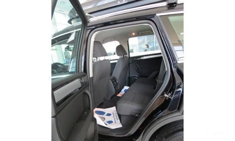 Volkswagen Touareg 2013 - 4