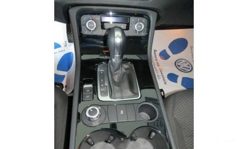 Volkswagen Touareg 2013 - 5