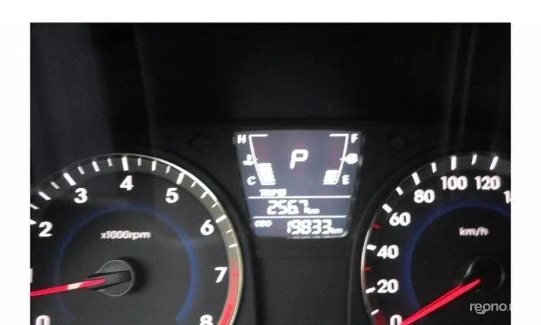 Hyundai Accent 2013 - 4