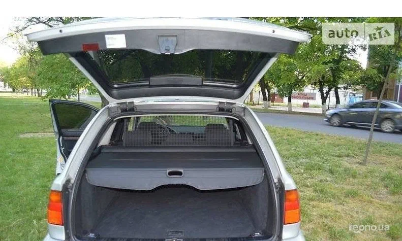 BMW 5 серія 2000 - 1