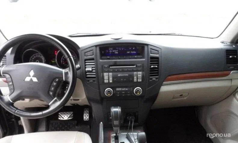 Mitsubishi Pajero 2007 - 17