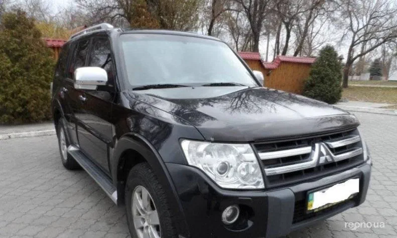 Mitsubishi Pajero 2007 - 8