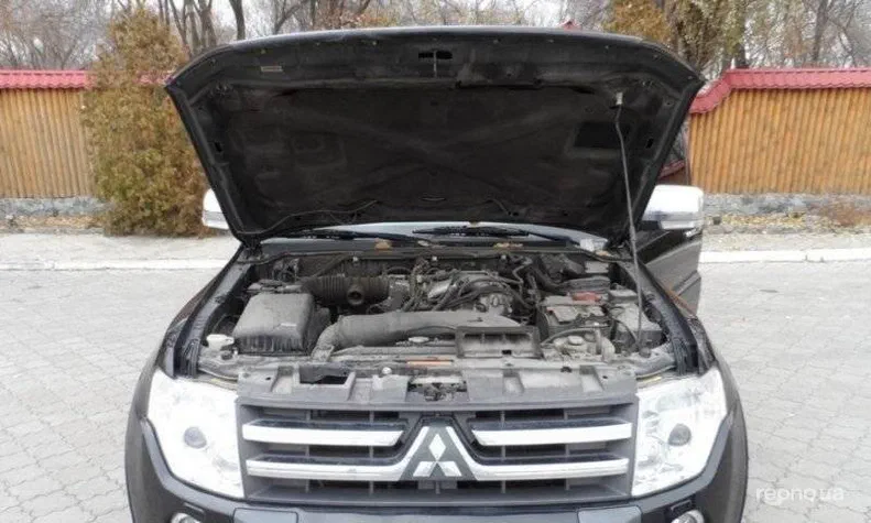 Mitsubishi Pajero 2007 - 7