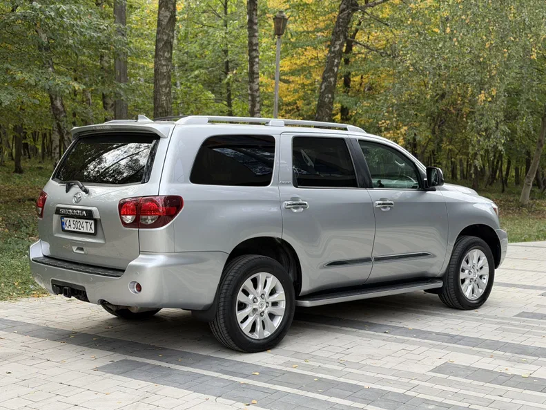 Toyota Sequoia 2021 - 28