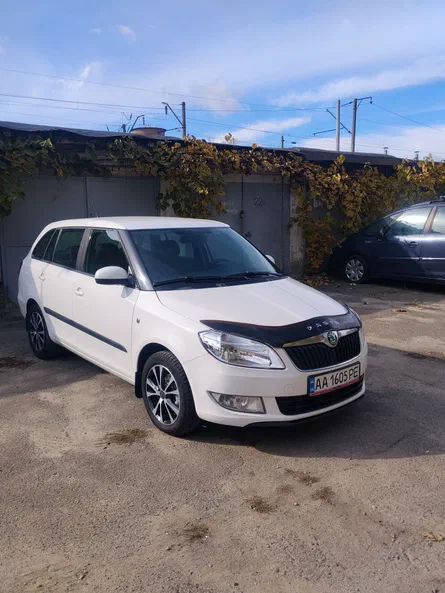 Skoda Fabia 2011 - 0