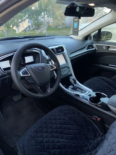 Ford Fusion (North America) 2016 - 3
