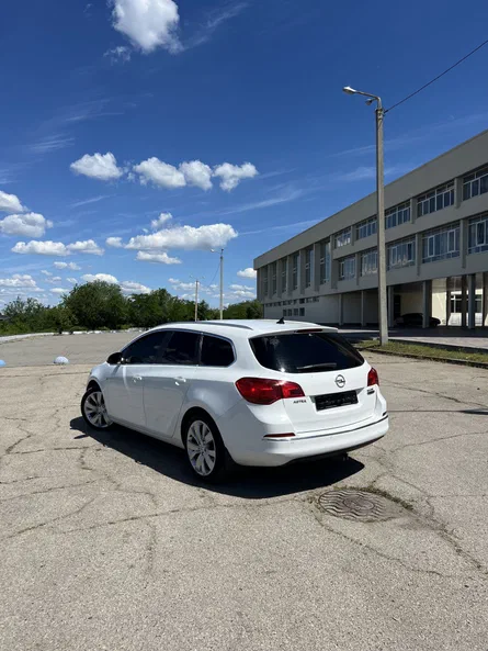 Opel Astra 2015 - 5
