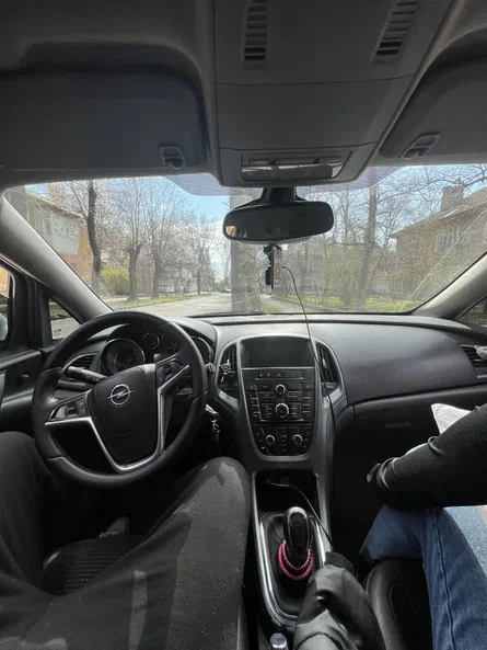 Opel Astra 2015 - 3