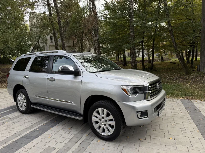 Toyota Sequoia 2021 - 26