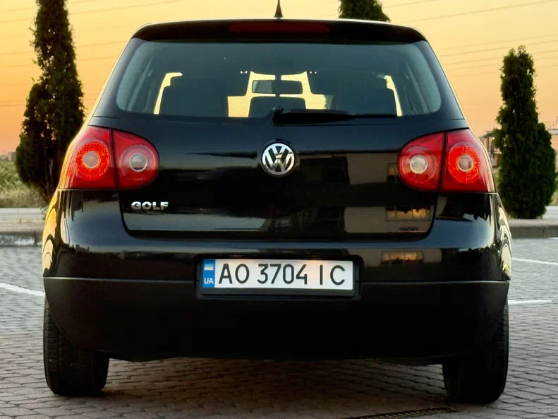 Volkswagen Golf 2005 - 16