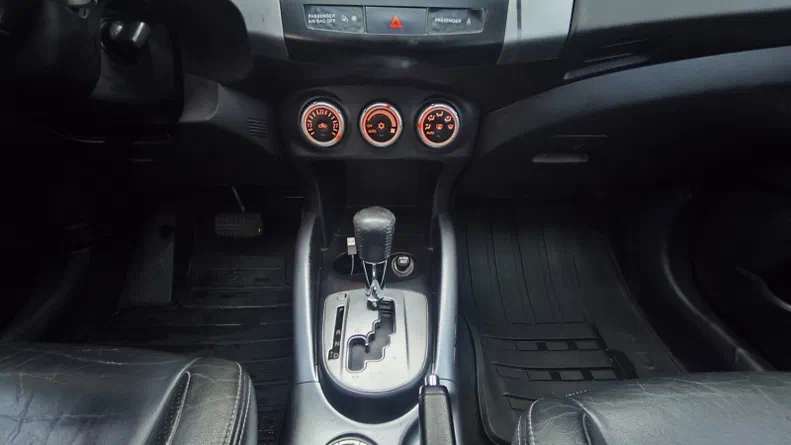 Mitsubishi Outlander 2008 - 16
