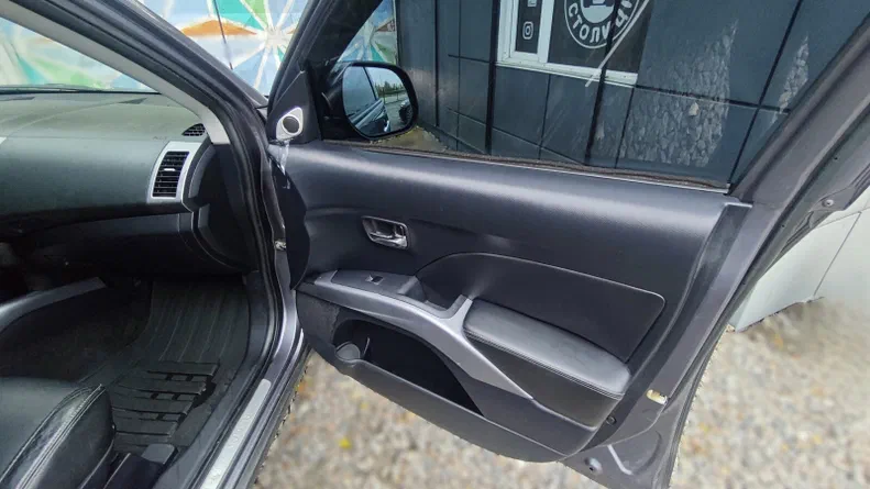 Mitsubishi Outlander 2008 - 21