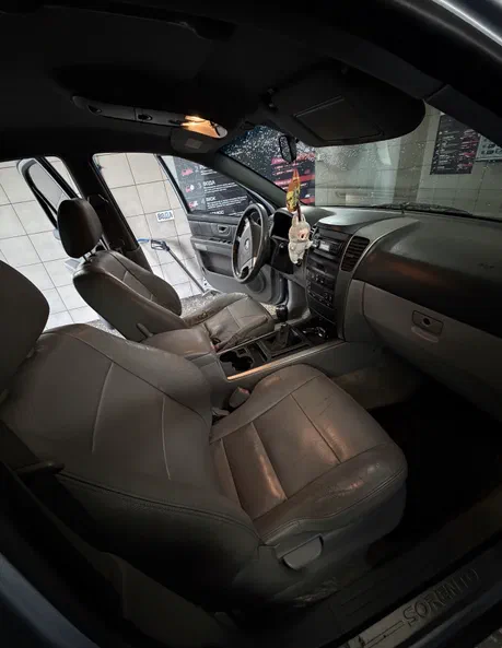 Kia Sorento 2005 - 13