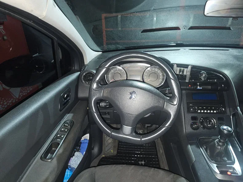 Peugeot 3008 2013 - 5