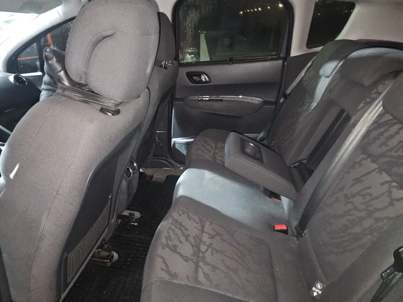 Peugeot 3008 2013 - 6