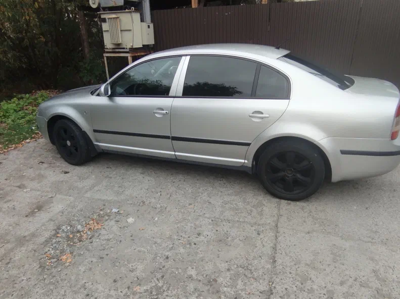 Skoda Superb 2006 - 1