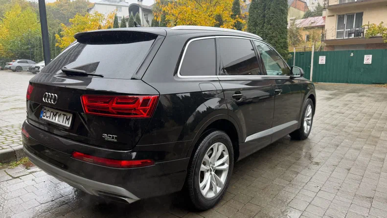 Audi Q7 2017 - 8
