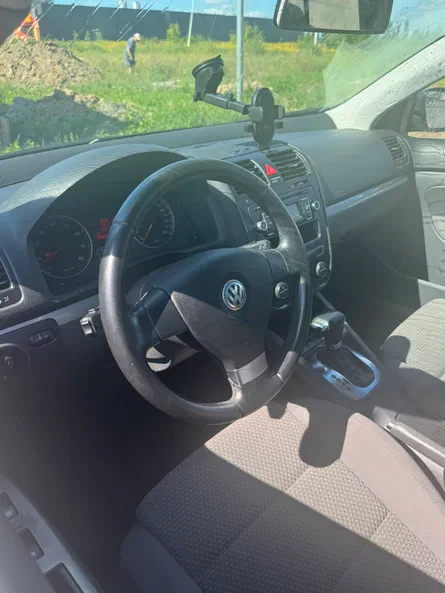 Volkswagen Golf 2009 - 20