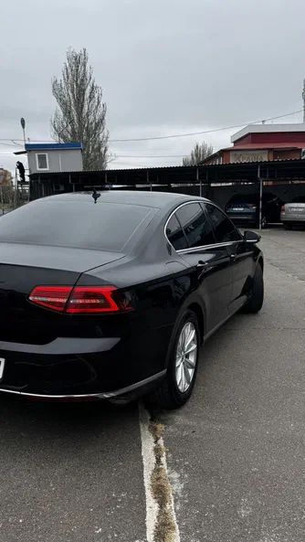 Volkswagen Passat 2016 - 4