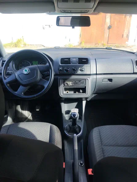 Skoda Fabia 2011 - 5