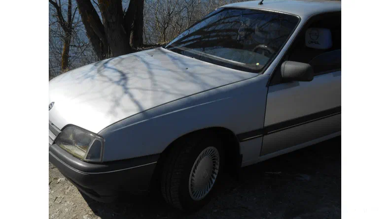 Opel Omega 1987 - 5