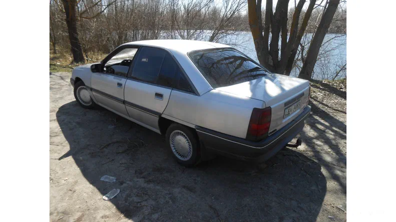 Opel Omega 1987 - 8