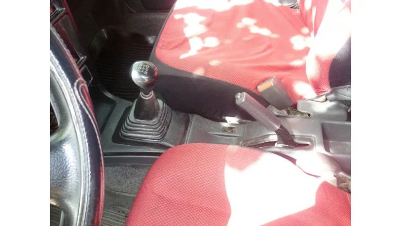 Toyota Corolla 1988 - 5