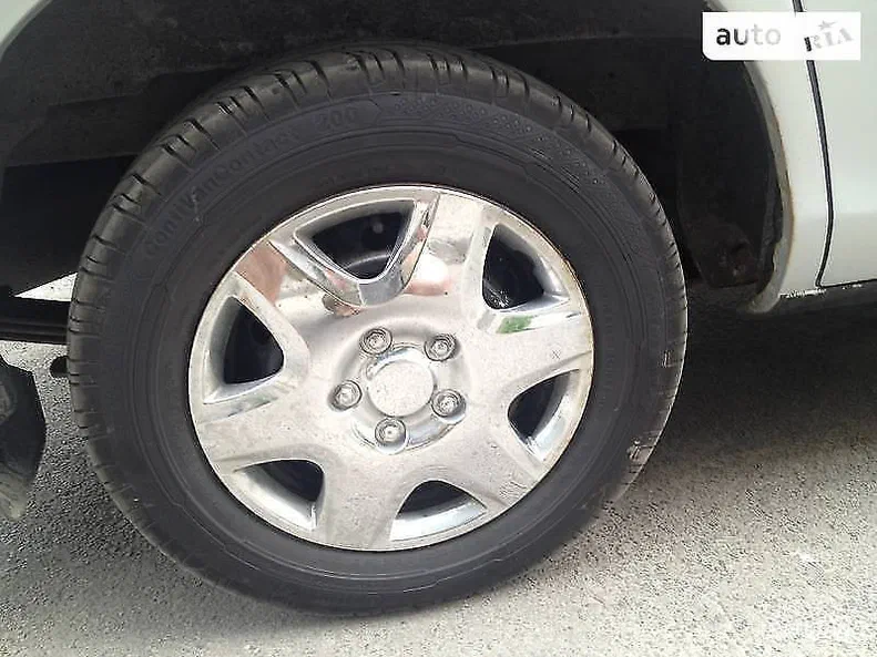 Hyundai H-1 2006 - 13