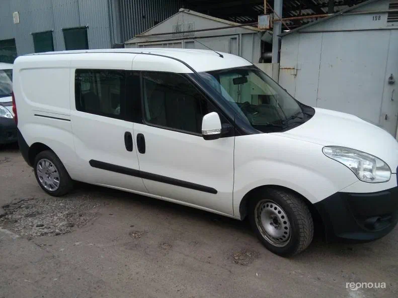 Fiat Doblo 2011