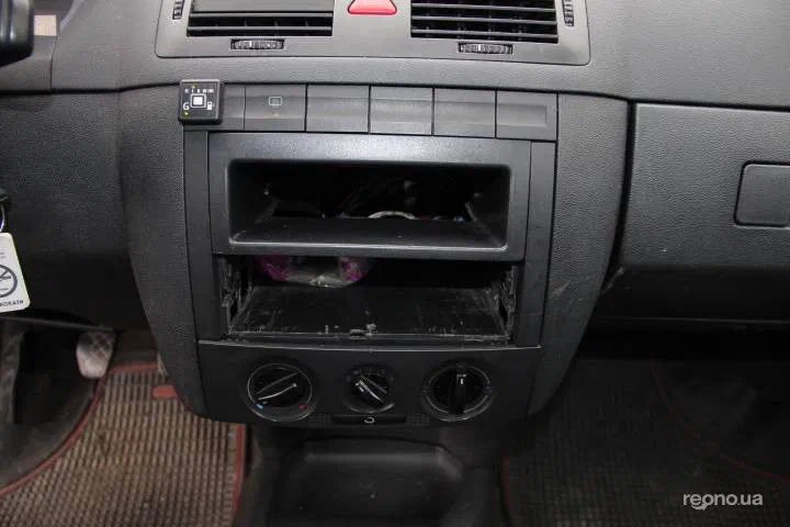 Skoda Fabia 2006 - 12