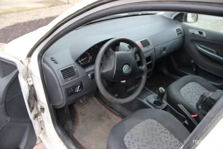 Skoda Fabia 2006 - 9