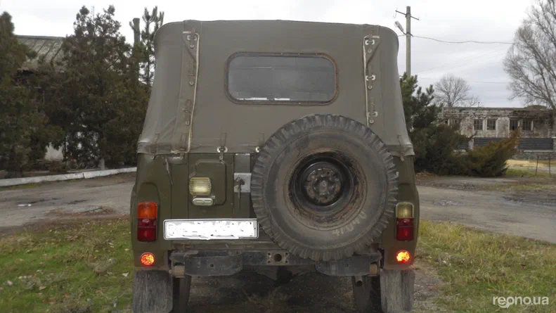 УАЗ 3151 1990 - 12
