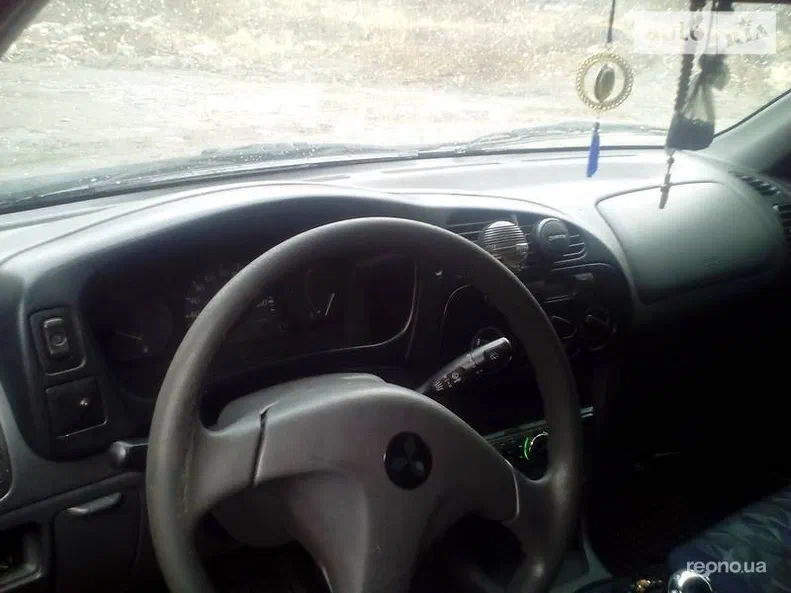 Mitsubishi Colt 1997 - 7