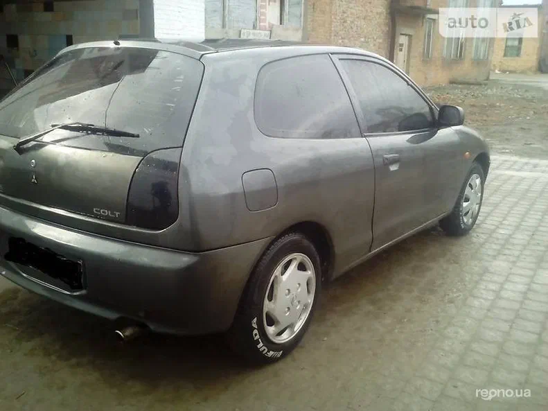 Mitsubishi Colt 1997 - 5