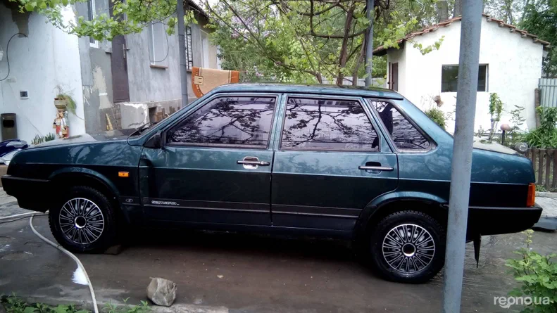Lada (ВАЗ) 21099 2005