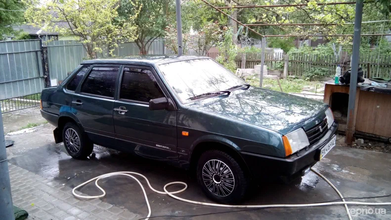 Lada (ВАЗ) 21099 2005