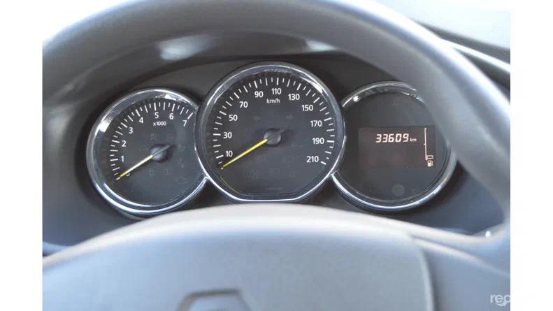 Renault Logan 2013 - 11