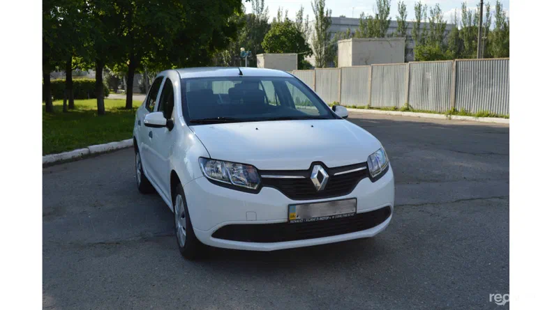 Renault Logan 2013