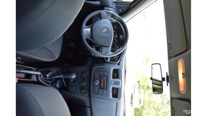 Renault Logan 2013 - 10